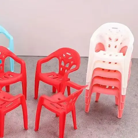 4PCS Doll Furniture Mini Support Miniature Items Armchair Plastic Backrest Chairs For 1/6 Dollhouse Accessories Children's Gifts
4PCS Doll Furniture Mini Support Miniature Items Armchair Plastic Backrest Chairs For 1/6 Dollhouse Accessories Children's Gifts