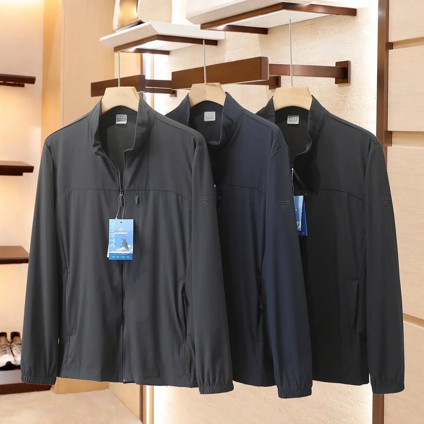 United States, urban outdoor men's spring and summer thin and cool sunscreen skin clothing jacket stand-up collar jacket
United States, urban outdoor men's spring and summer thin and cool sunscreen skin clothing jacket stand-up collar jacket