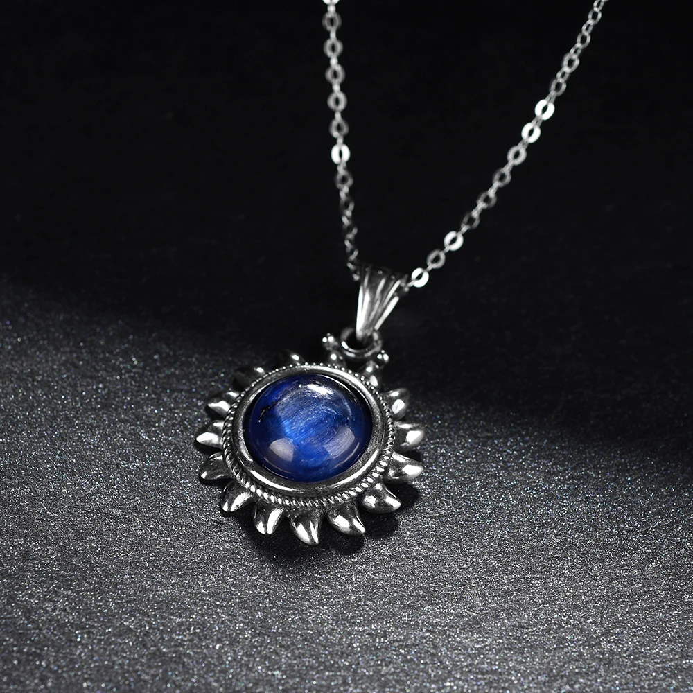 Exquisite Sun Shape Natural Kyanite Necklaces for Women Men 925 Sterling Silver Necklace Vintage Pendants Fine Jewelry Gift
Exquisite Sun Shape Natural Kyanite Necklaces for Women Men 925 Sterling Silver Necklace Vintage Pendants Fine Jewelry Gift