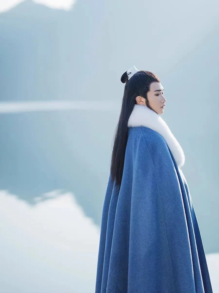 Ancient Chinese Cloak Artificial Fox Large Fur Collar Long Cloak Coat Costume Men Women Street Cosplay Cloak Hanfu Accessories
Ancient Chinese Cloak Artificial Fox Large Fur Collar Long Cloak Coat Costume Men Women Street Cosplay Cloak Hanfu Accessories