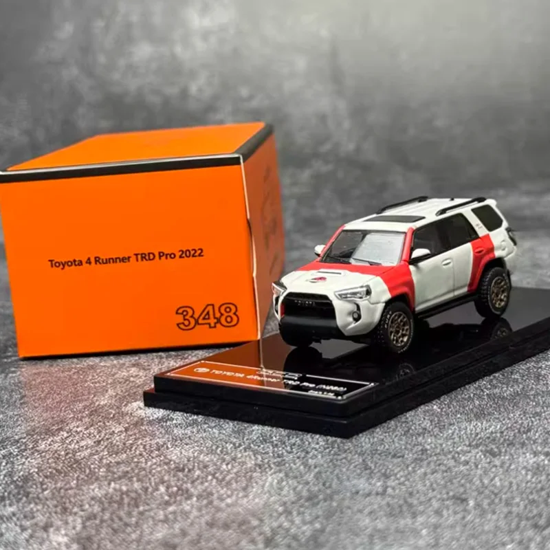 GCD 1:64 Scale Sequoia Superb Large SUV Alloy Car Model Diecast Finished Product Simulation Toy Collection Gift Static Model
GCD 1:64 Scale Sequoia Superb Large SUV Alloy Car Model Diecast Finished Product Simulation Toy Collection Gift Static Model