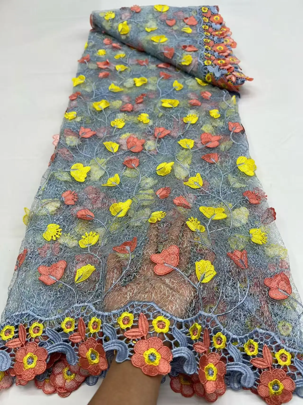 Green African Mesh Lace Fabric 3D Flower Net French Bridal Lace for Nigerian Women Wedding Party Dresses Sewing Hot Sale 2026
Green African Mesh Lace Fabric 3D Flower Net French Bridal Lace for Nigerian Women Wedding Party Dresses Sewing Hot Sale 2026