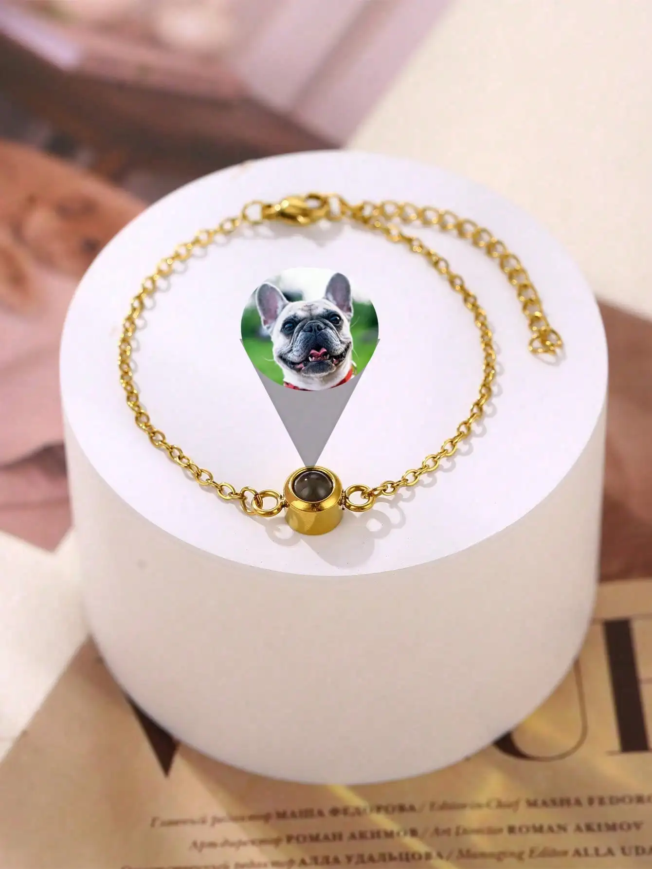 Adjustable 18K Gold Plated Stainless Steel Customizable Projection Bracelet Fashion Accessory for Personalized Style
Adjustable 18K Gold Plated Stainless Steel Customizable Projection Bracelet Fashion Accessory for Personalized Style