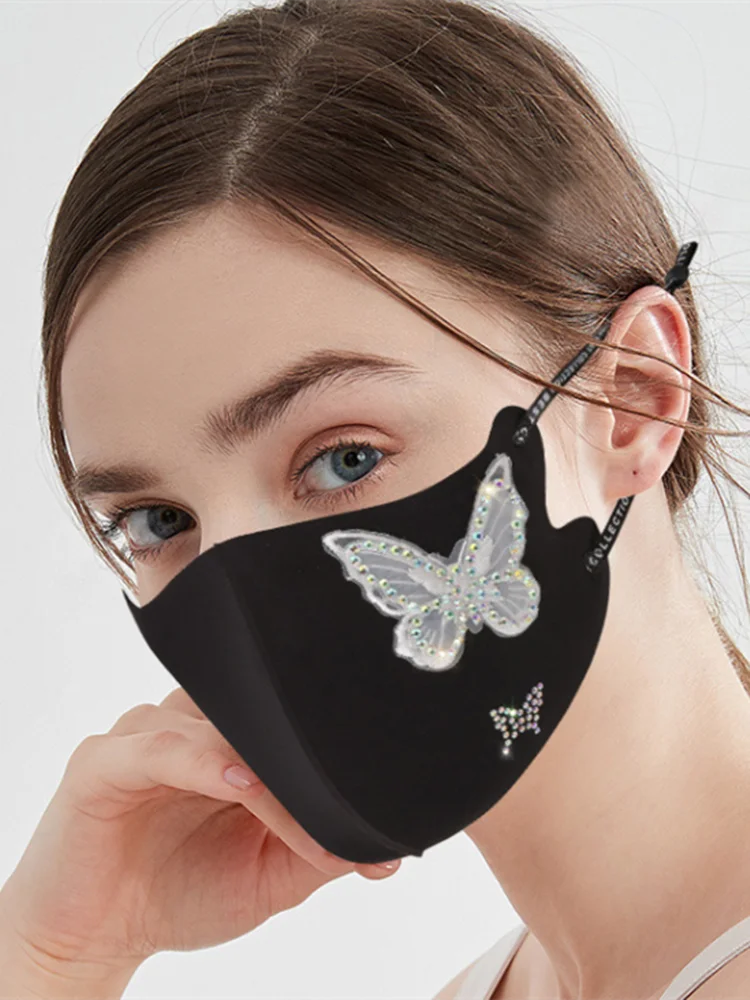 3 Pcs Hot stamping mask, three-dimensional butterfly rhinestone with diamond sun protection and breathable mask windproof mask M
3 Pcs Hot stamping mask, three-dimensional butterfly rhinestone with diamond sun protection and breathable mask windproof mask M