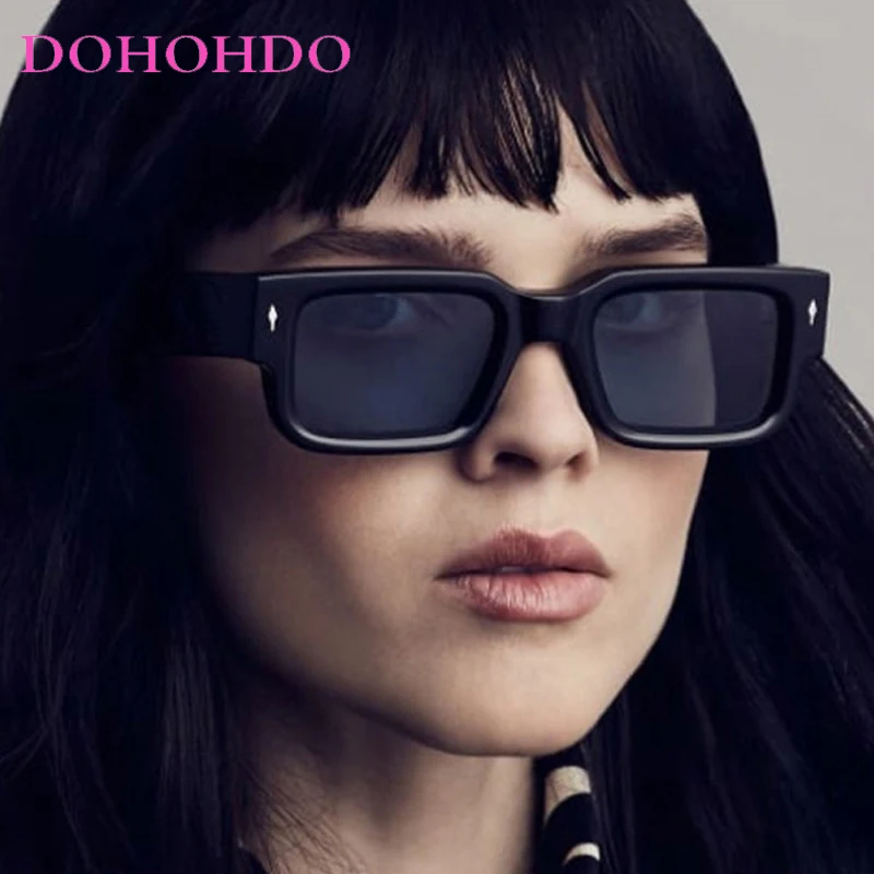 New Fashion Brand Personality Design Small Square Frame Sunglasses Women Men Beach Travel Sun Glasses UV400 Gafas De Sol Mujer
New Fashion Brand Personality Design Small Square Frame Sunglasses Women Men Beach Travel Sun Glasses UV400 Gafas De Sol Mujer
