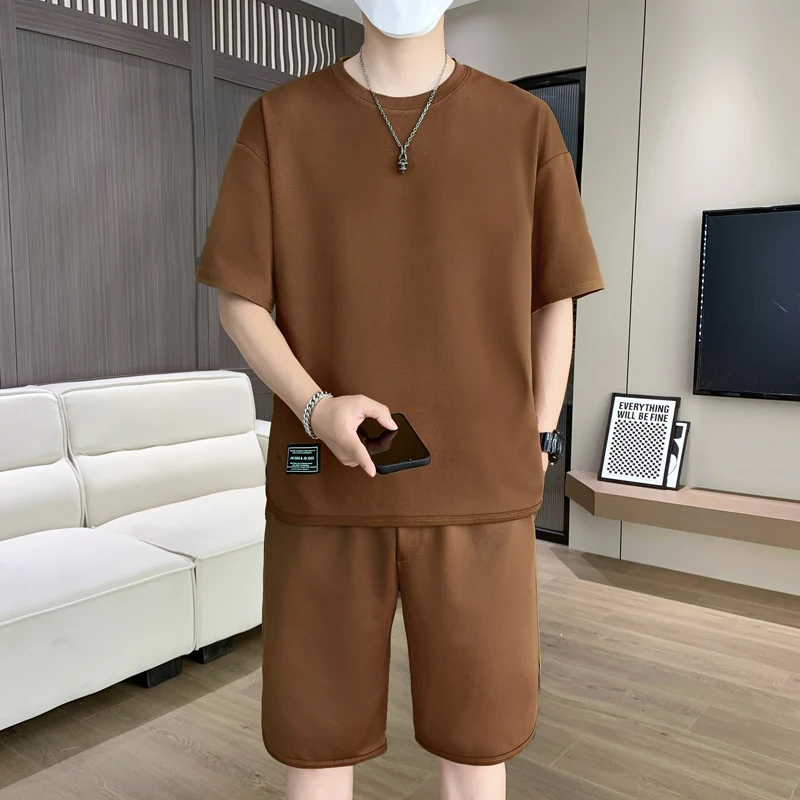 New 2024 Summer Solid Color Men's Sets Short Sleeve T-Shirts And Shorts With Pockets Outwear Casual Sports Two Piece Tracksuits
New 2024 Summer Solid Color Men's Sets Short Sleeve T-Shirts And Shorts With Pockets Outwear Casual Sports Two Piece Tracksuits