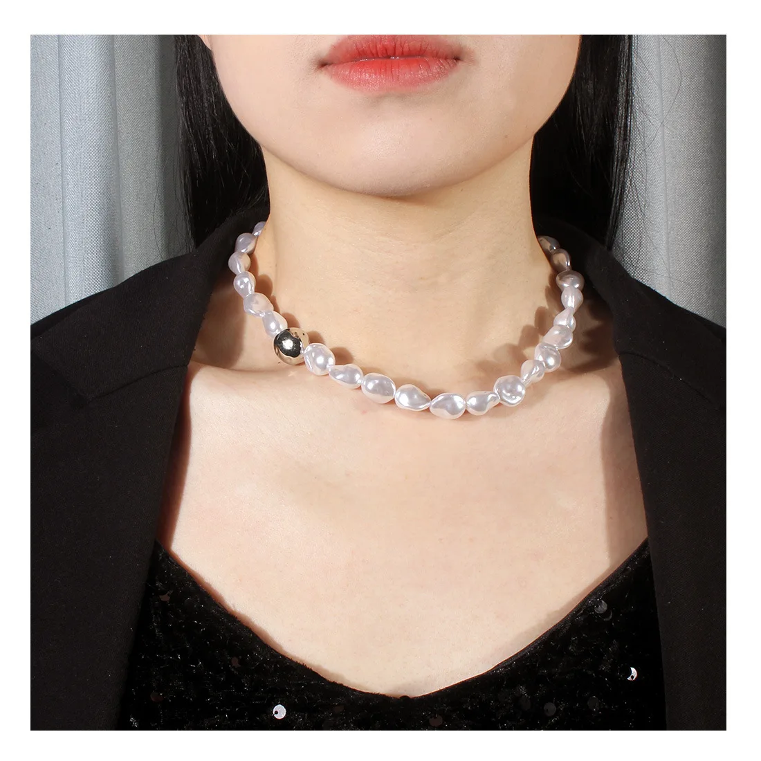 DIY accessories ins fashion simple trend special-shaped pearl necklace, personalized European and American creative retro neckla
DIY accessories ins fashion simple trend special-shaped pearl necklace, personalized European and American creative retro neckla