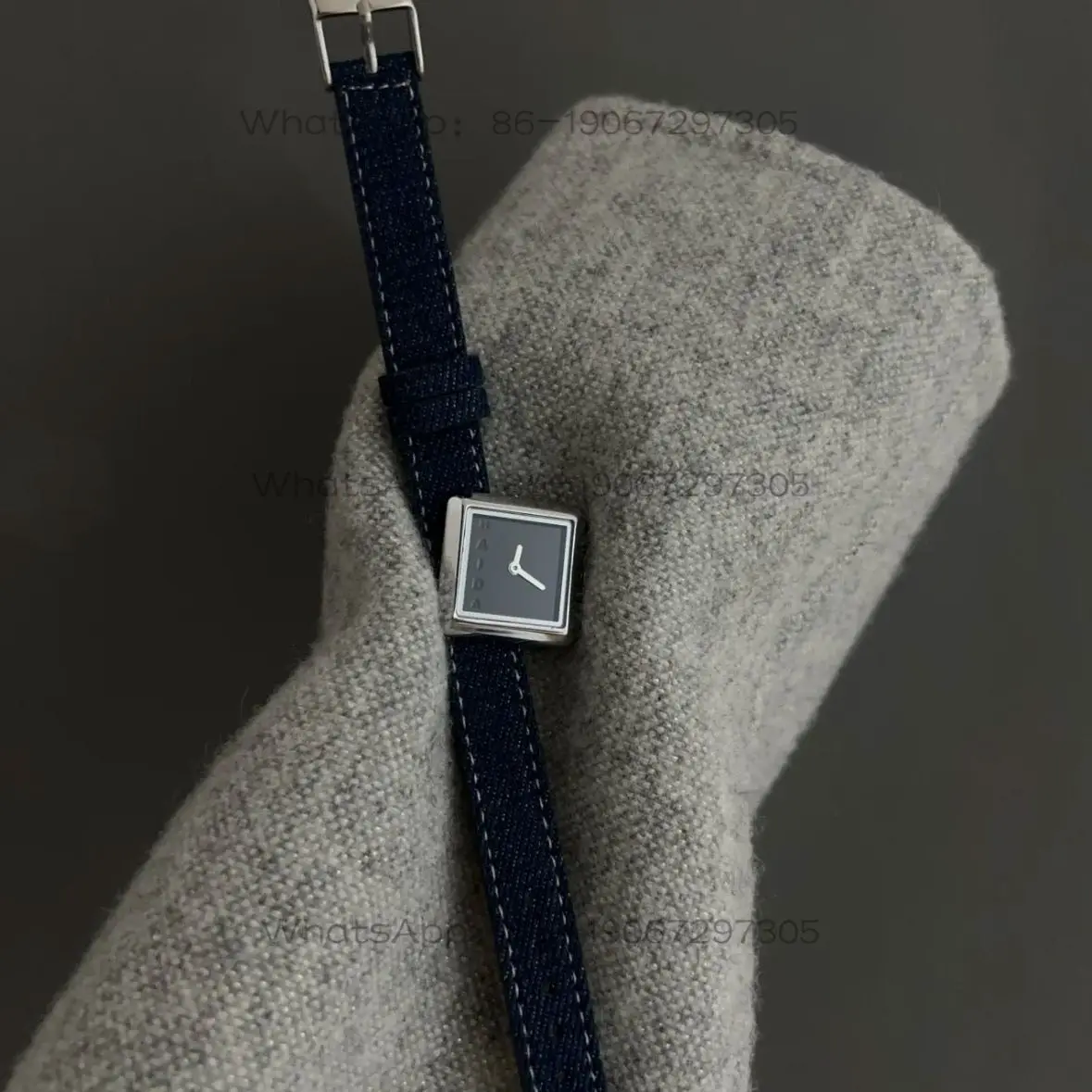Eight niche design unique personality denim cool black ins style fashion temperament quartz watch
Eight niche design unique personality denim cool black ins style fashion temperament quartz watch