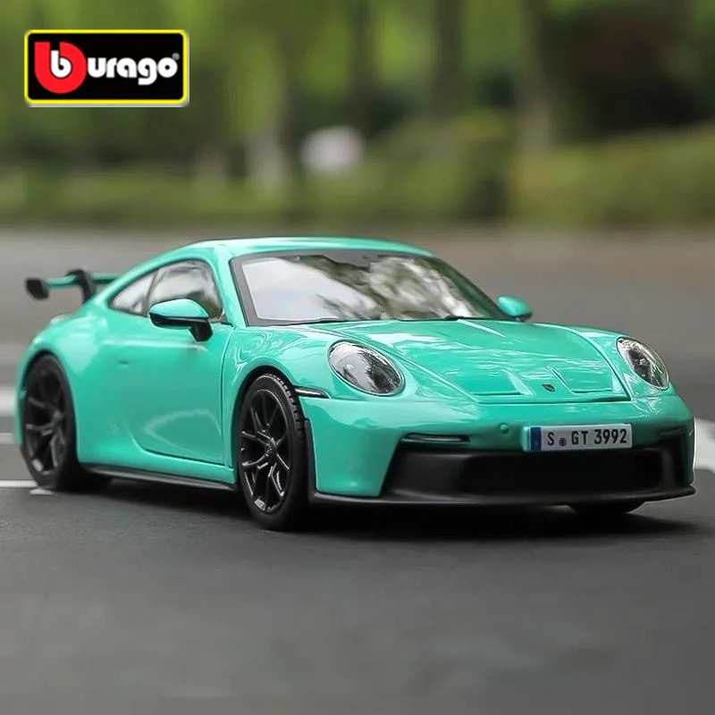 Bburago 1:24 Porsche 911 GT3, модель спортивного автомобиля из сплава, литая под давлением металлическая модель гоночного автомобиля, коллекция высокой имитации, подарок для детей
Bburago 1:24 Porsche 911 GT3, модель спортивного автомобиля из сплава, литая под давлением металлическая модель гоночного автомобиля, коллекция высокой имитации, подарок для детей