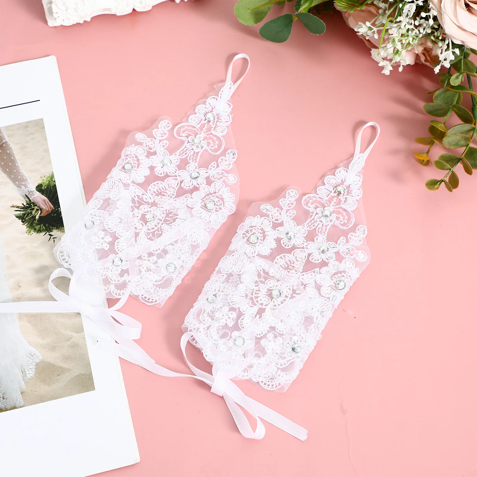 Elegant Children Wedding Gloves Rhinestone Fingerless Girls Accessories for Stage Performance Party Flower Kid Gloves
Elegant Children Wedding Gloves Rhinestone Fingerless Girls Accessories for Stage Performance Party Flower Kid Gloves