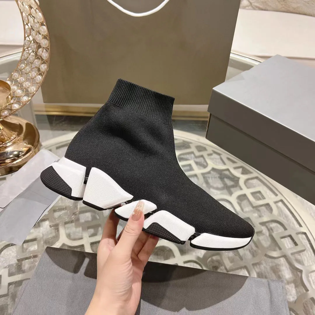 Fashion leisure Neutral sports casual shoes,Solid colour non-slip thick-soled sports shoes,Summer daily elastic shoes
Fashion leisure Neutral sports casual shoes,Solid colour non-slip thick-soled sports shoes,Summer daily elastic shoes