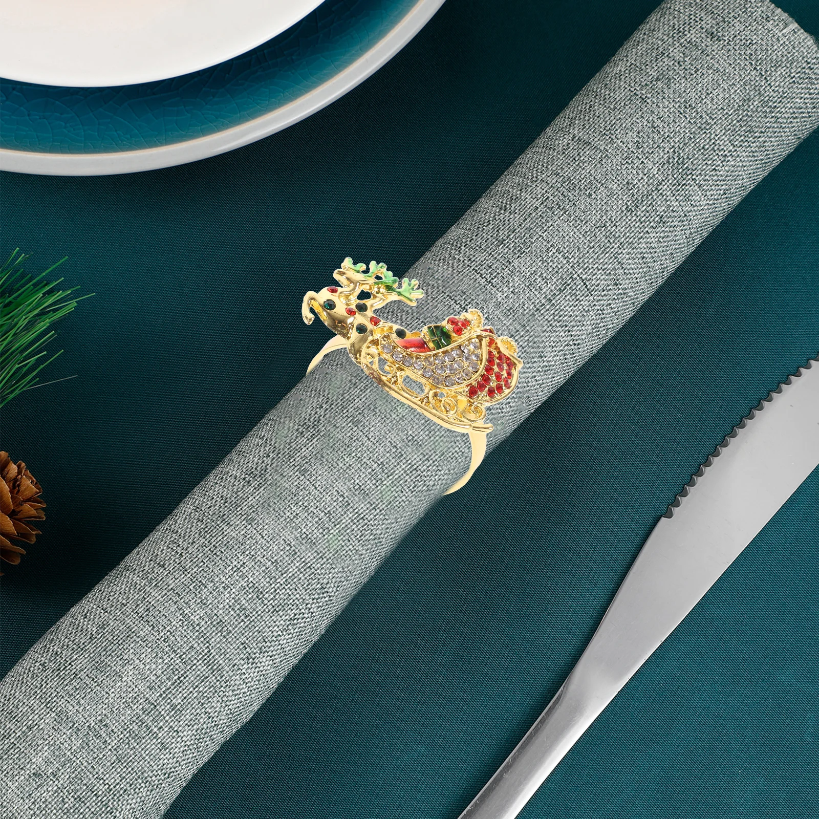 6Pcs Christmas Napkin Rings Elk Shaped Alloy Buckles Holiday Table Decor Dining Napkin Holder Xmas Party Decoration Set
6Pcs Christmas Napkin Rings Elk Shaped Alloy Buckles Holiday Table Decor Dining Napkin Holder Xmas Party Decoration Set