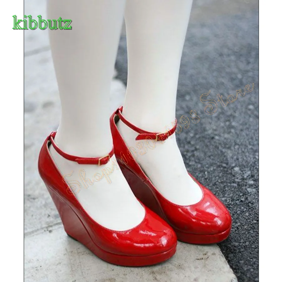 Red Round Toe Patent Leather Pumps Thick Sole Wedge Women Shoes Classic Buckle HIgh Heels Plus Size 2024 New Zapatos Para Mujere
Red Round Toe Patent Leather Pumps Thick Sole Wedge Women Shoes Classic Buckle HIgh Heels Plus Size 2024 New Zapatos Para Mujere