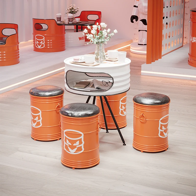 Outdoor table and chair combination Snack bar Milk tea shop Cafe bar Industrial style creative external oil drum table and
Outdoor table and chair combination Snack bar Milk tea shop Cafe bar Industrial style creative external oil drum table and