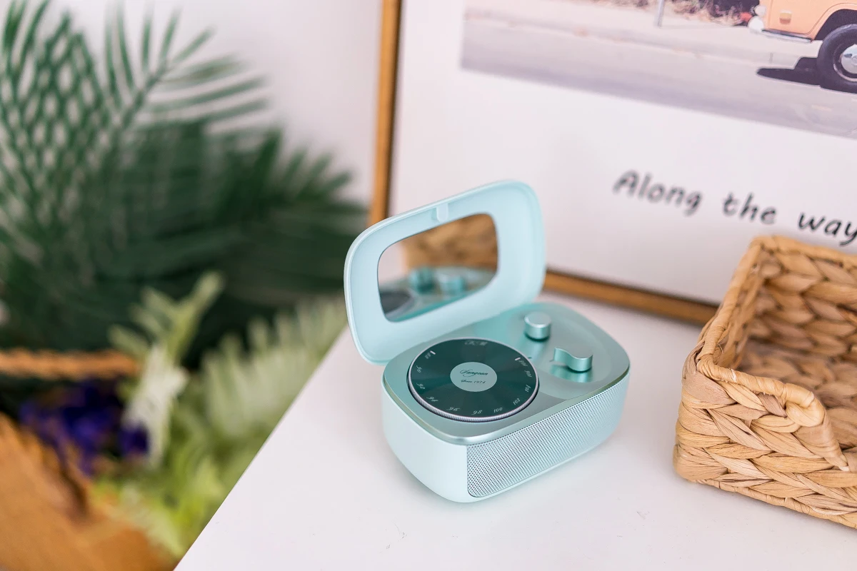 SANGEAN Pandora Bluetooth Speaker FM Radio Green Business Travel Portable Stereo Subwoofer Wireless Speaker Music Box Gift
SANGEAN Pandora Bluetooth Speaker FM Radio Green Business Travel Portable Stereo Subwoofer Wireless Speaker Music Box Gift