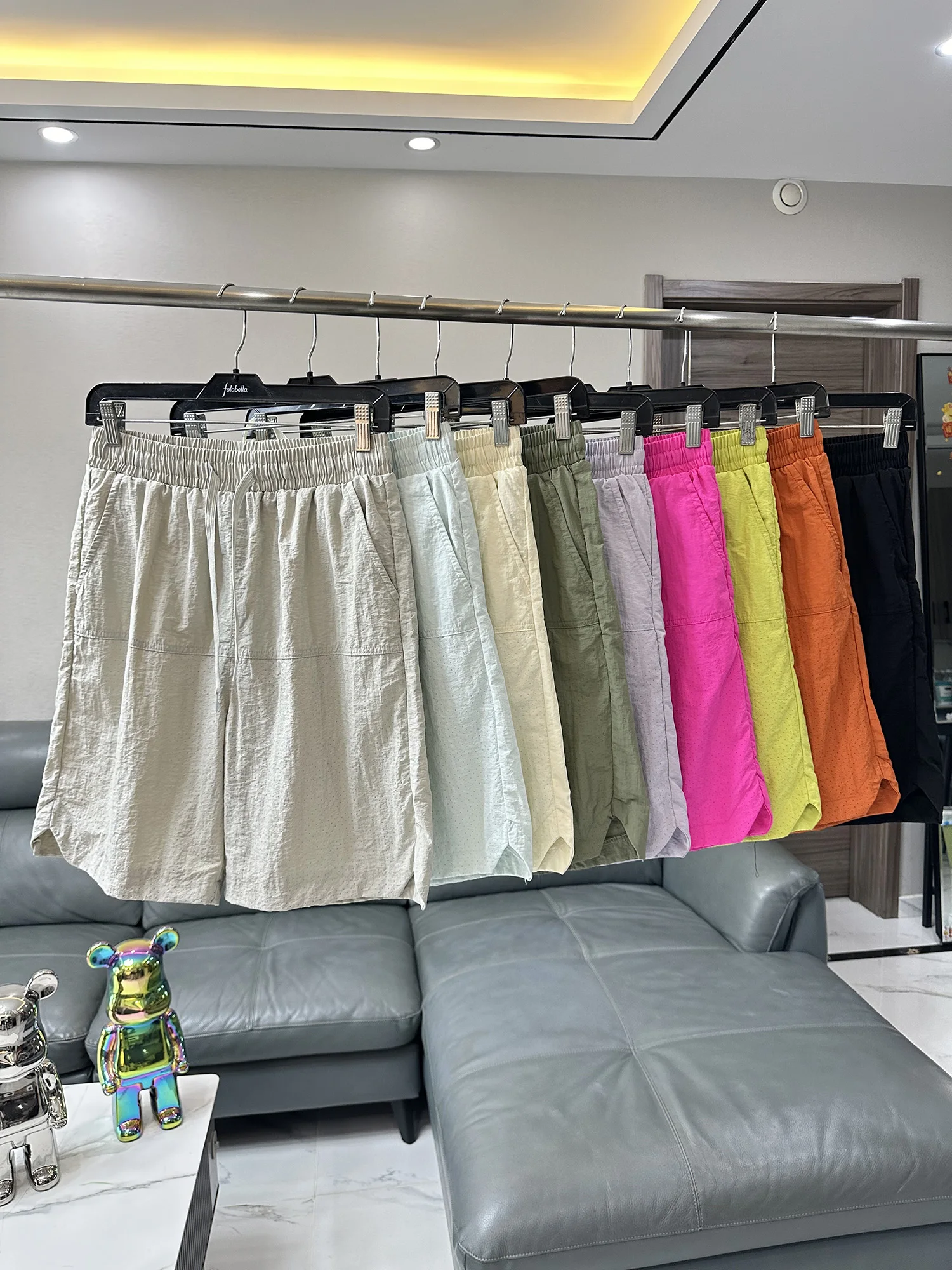 Dopamine Color Series Breathable Mesh Outdoor Sports Shorts Lightweight Casual Quick Dry Five-Quarter Length Unisex Couple Style
Dopamine Color Series Breathable Mesh Outdoor Sports Shorts Lightweight Casual Quick Dry Five-Quarter Length Unisex Couple Style