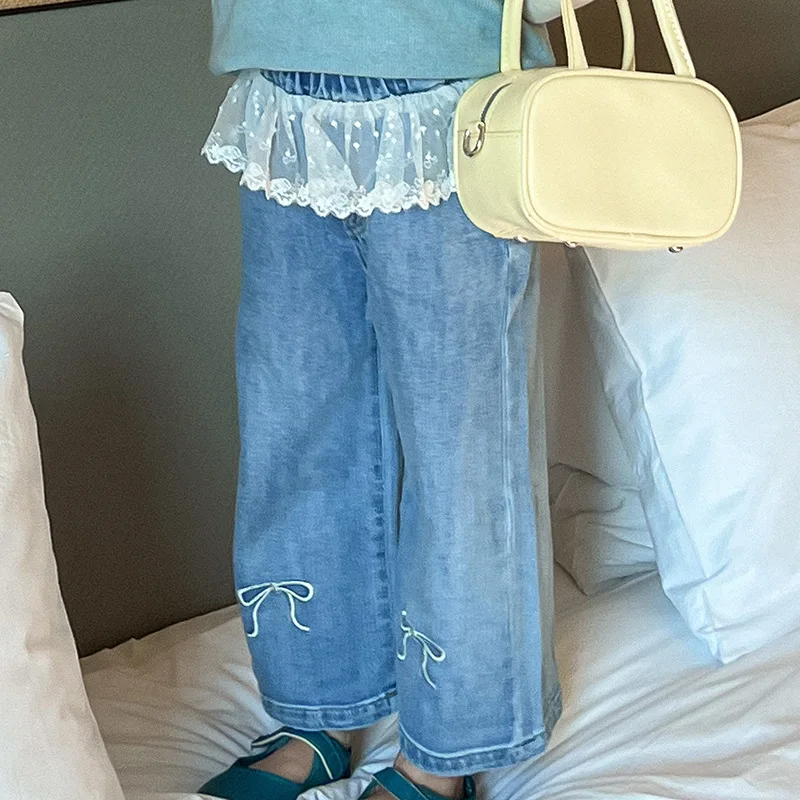 Girl's Cartoon Letter Top with Heart Suspender 2025 Spring New Style Spliced Lace Embroidery Bow Jeans
Girl's Cartoon Letter Top with Heart Suspender 2025 Spring New Style Spliced Lace Embroidery Bow Jeans