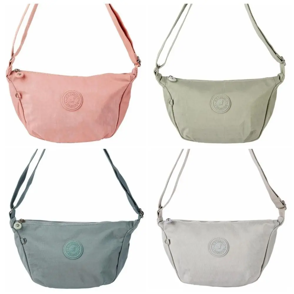 Portable Sport Crossbody Bag Large Capacity Handbag Messenger Bag Waterproof Adjustable Strap Women's Shoulder Bag
Portable Sport Crossbody Bag Large Capacity Handbag Messenger Bag Waterproof Adjustable Strap Women's Shoulder Bag