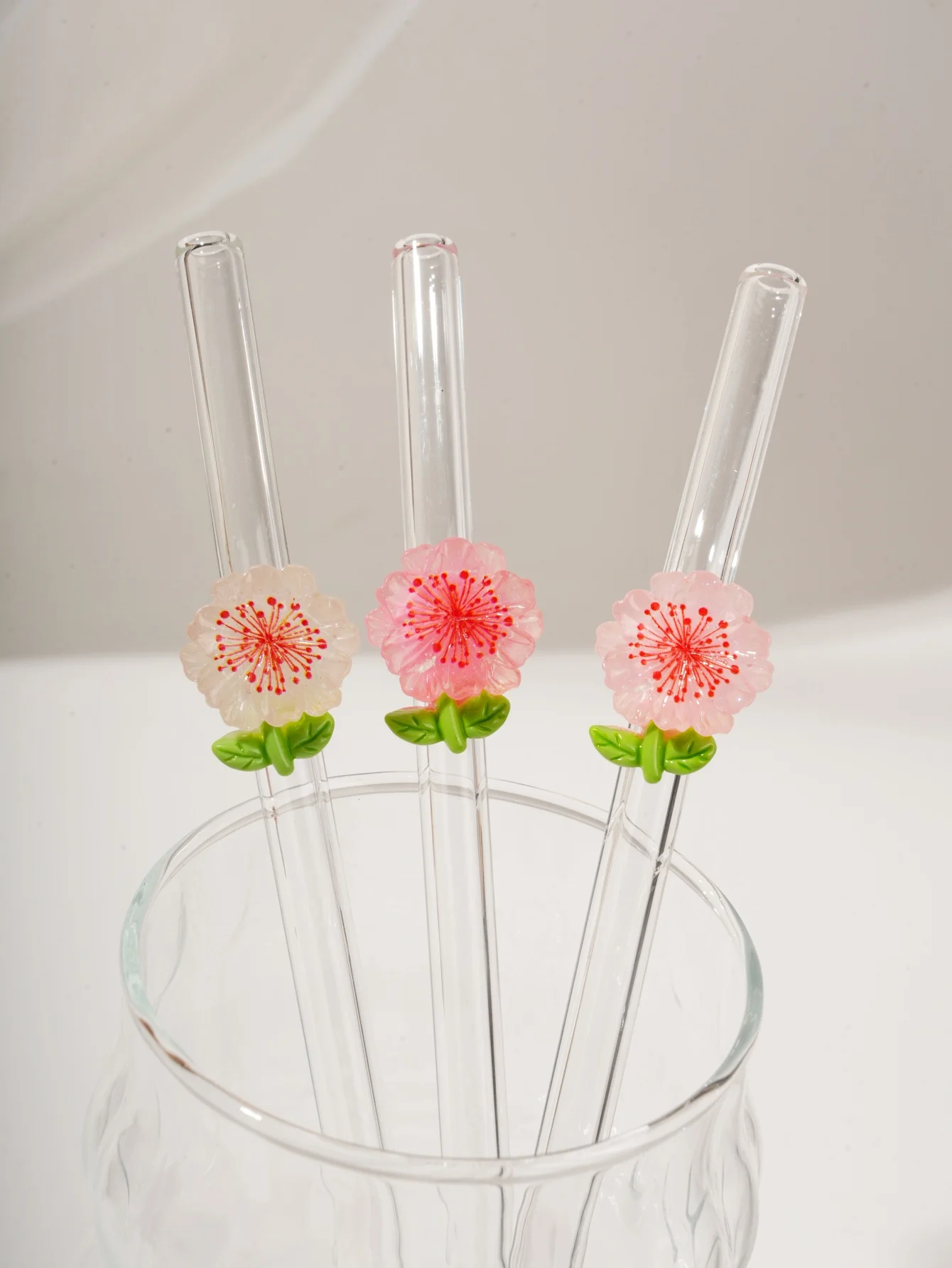 1/2/3PCS Curved Flower Glass Straw,Reusable for Smoothies, Cocktails, Pool Parties, Beach. Great Gift for Christmas, Birthday
1/2/3PCS Curved Flower Glass Straw,Reusable for Smoothies, Cocktails, Pool Parties, Beach. Great Gift for Christmas, Birthday