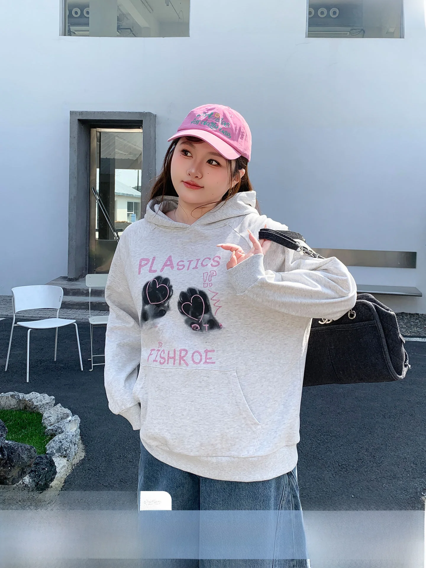 YUZI Claw Print Hoodie Loose Fit Kangaroo Pocket Large Size Women's Clothing Spring Season Long Sleeve Cotton Casual Wear
YUZI Claw Print Hoodie Loose Fit Kangaroo Pocket Large Size Women's Clothing Spring Season Long Sleeve Cotton Casual Wear