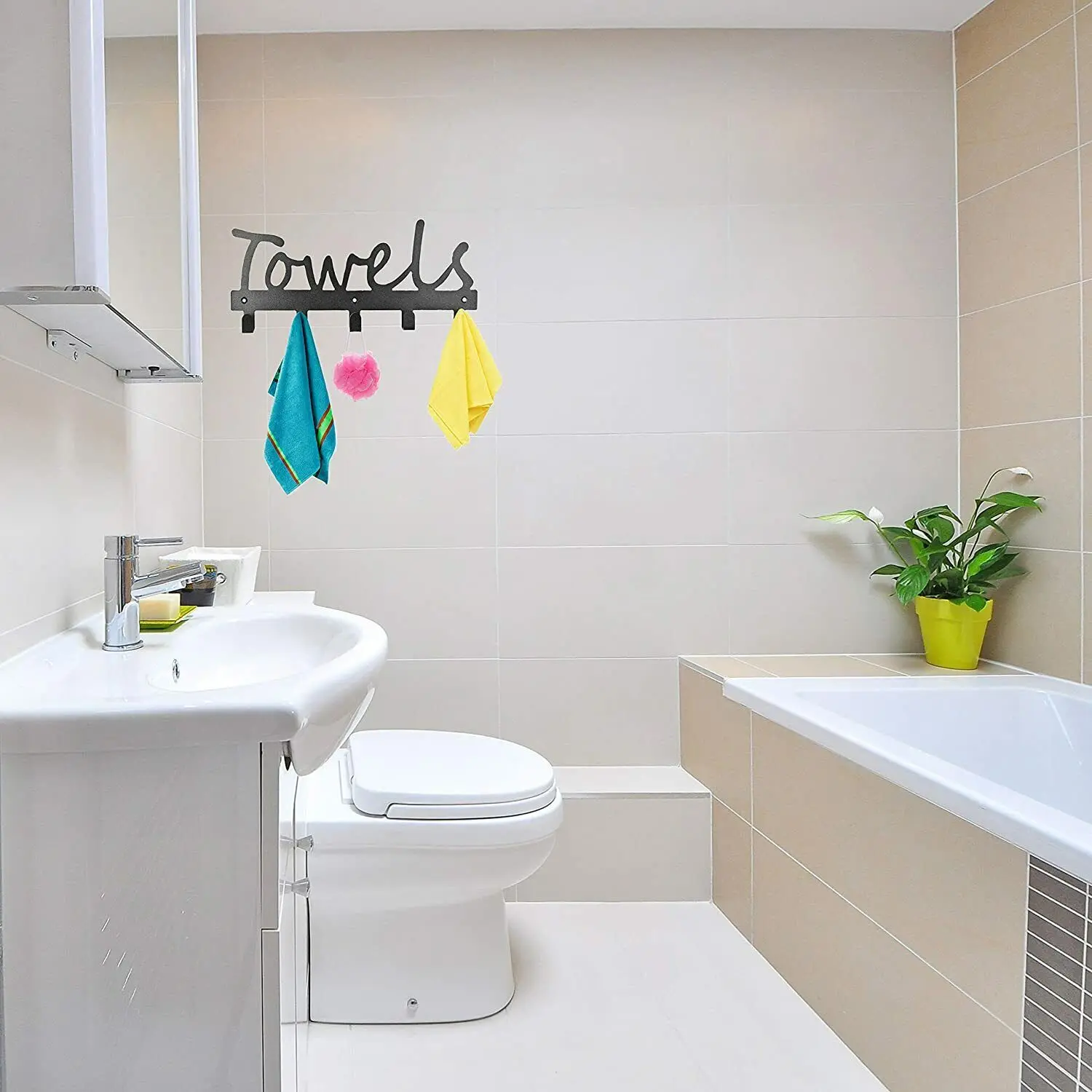 Towel Rack 5 Towel Hooks Wall Mount Towel Holder Black Metal Towel Racks Living Room/Home Decoration
Towel Rack 5 Towel Hooks Wall Mount Towel Holder Black Metal Towel Racks Living Room/Home Decoration