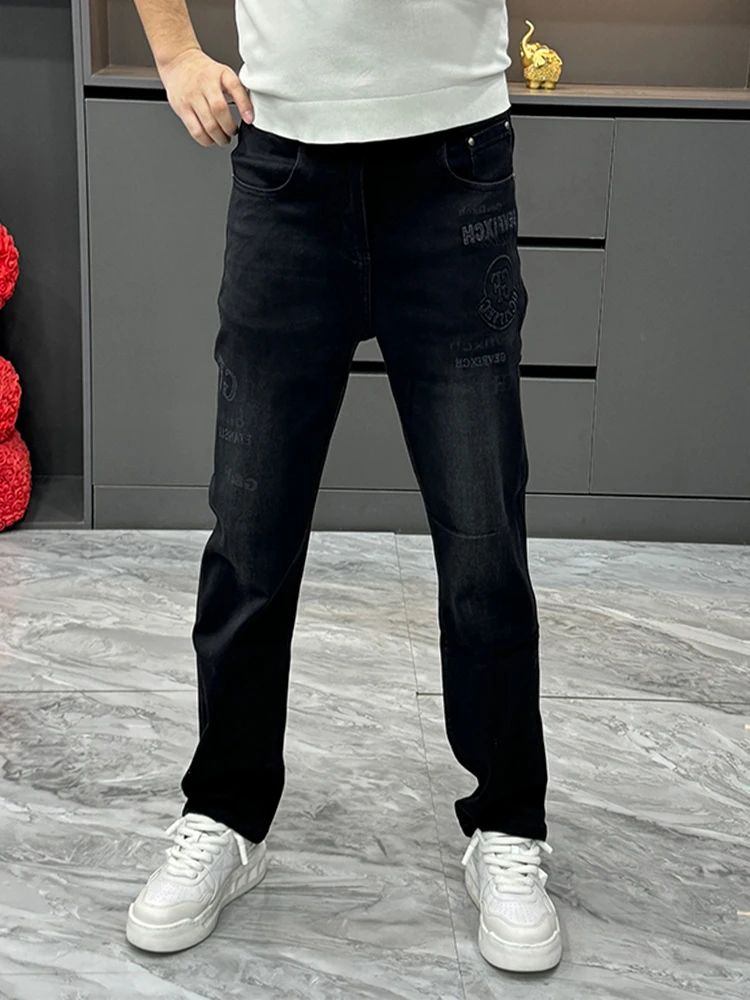 Мужские джинсы на флисовой подкладке, повседневные брюки прямого кроя, джинсовые брюки с буквенным принтом и высокой талией, удобные свободные джинсы для зимы
Мужские джинсы на флисовой подкладке, повседневные брюки прямого кроя, джинсовые брюки с буквенным принтом и высокой талией, удобные свободные джинсы для зимы