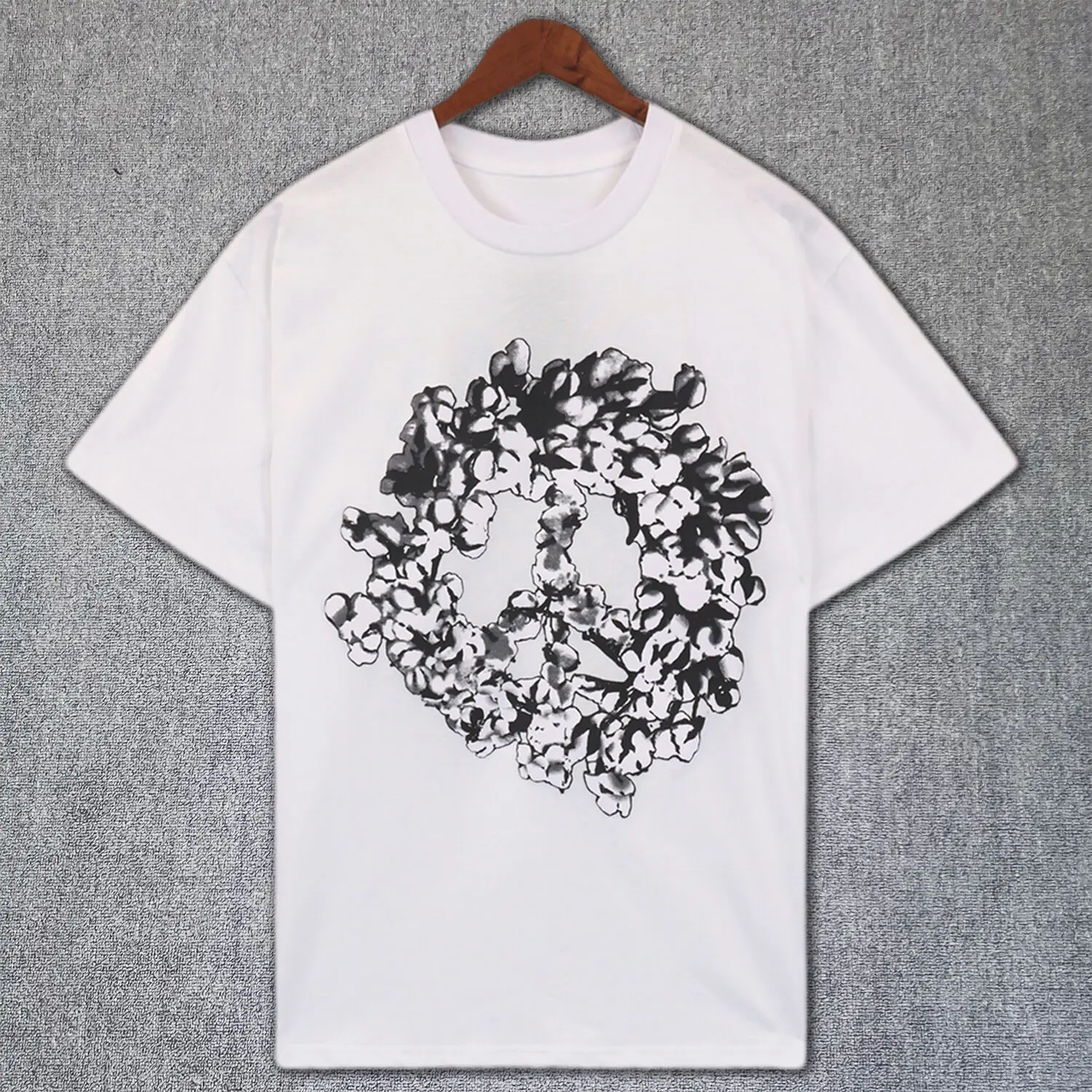 Flower Print Men Short Sleeved Tshirt Social Club Outfits Top High Quality Men 2024 Summer O-Neck Tee For Men White Black
Flower Print Men Short Sleeved Tshirt Social Club Outfits Top High Quality Men 2024 Summer O-Neck Tee For Men White Black