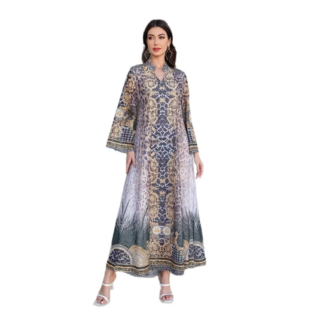Middle East Cross-Border Muslim Women's Robe Embroidered Cloth Printed Hot Diamond Women's Dress Abayas
Middle East Cross-Border Muslim Women's Robe Embroidered Cloth Printed Hot Diamond Women's Dress Abayas