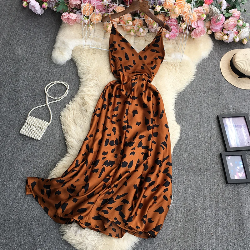 Vintage Print Holiday Long Dress Women High Waist Hip A Line Vestidos Summer 2023 New V Neck Sleeveless Robe Slim
Vintage Print Holiday Long Dress Women High Waist Hip A Line Vestidos Summer 2023 New V Neck Sleeveless Robe Slim