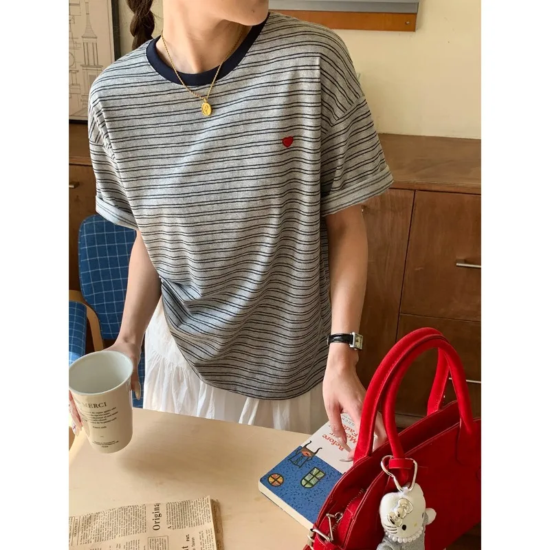 3Th Morning Otaku Signal Heart Embroidery Striped Contrast Color Round Neck Short Sleeve T-Shirt ZY4063
3Th Morning Otaku Signal Heart Embroidery Striped Contrast Color Round Neck Short Sleeve T-Shirt ZY4063