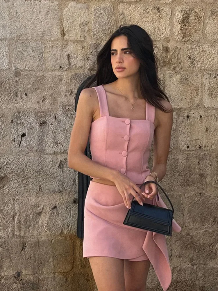 Pink Single Breasted Tops Set Women Chic Square Neck Sleeveless Vest Irregular Shorts Suits 2025Fashion New Lady High Streetwear
Pink Single Breasted Tops Set Women Chic Square Neck Sleeveless Vest Irregular Shorts Suits 2025Fashion New Lady High Streetwear