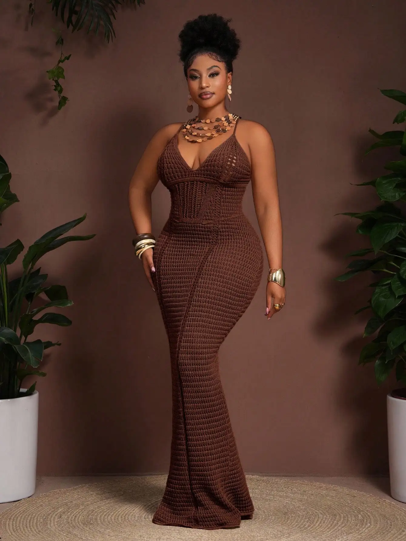 Brown Knitted Crochet Maxi Dress Hollow Out Bohemian Bodycon Party Dress
Brown Knitted Crochet Maxi Dress Hollow Out Bohemian Bodycon Party Dress