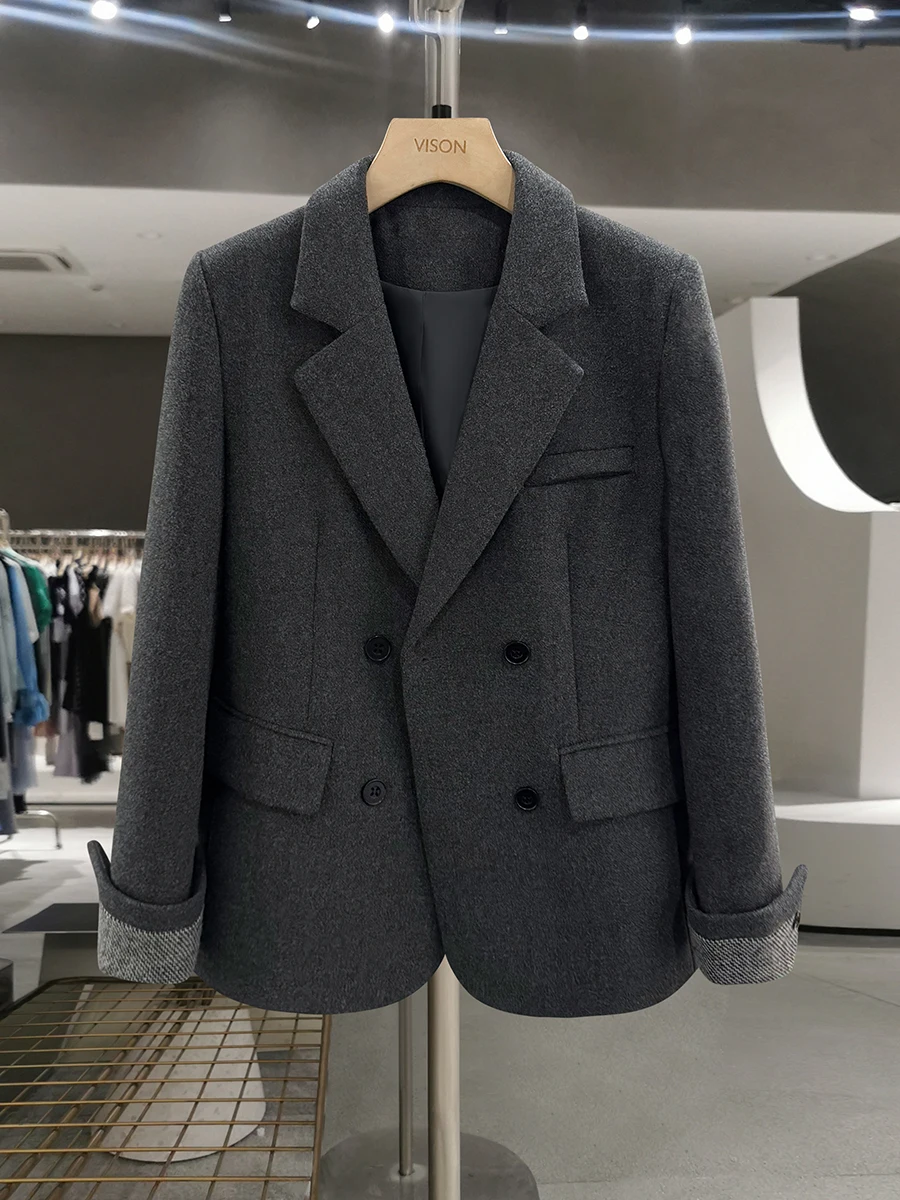 ay Versatile Woolen Suit Jaet for Women 2025 New Autumn Winter Student Preppy Sle Design Sensation Western Suit
ay Versatile Woolen Suit Jaet for Women 2025 New Autumn Winter Student Preppy Sle Design Sensation Western Suit