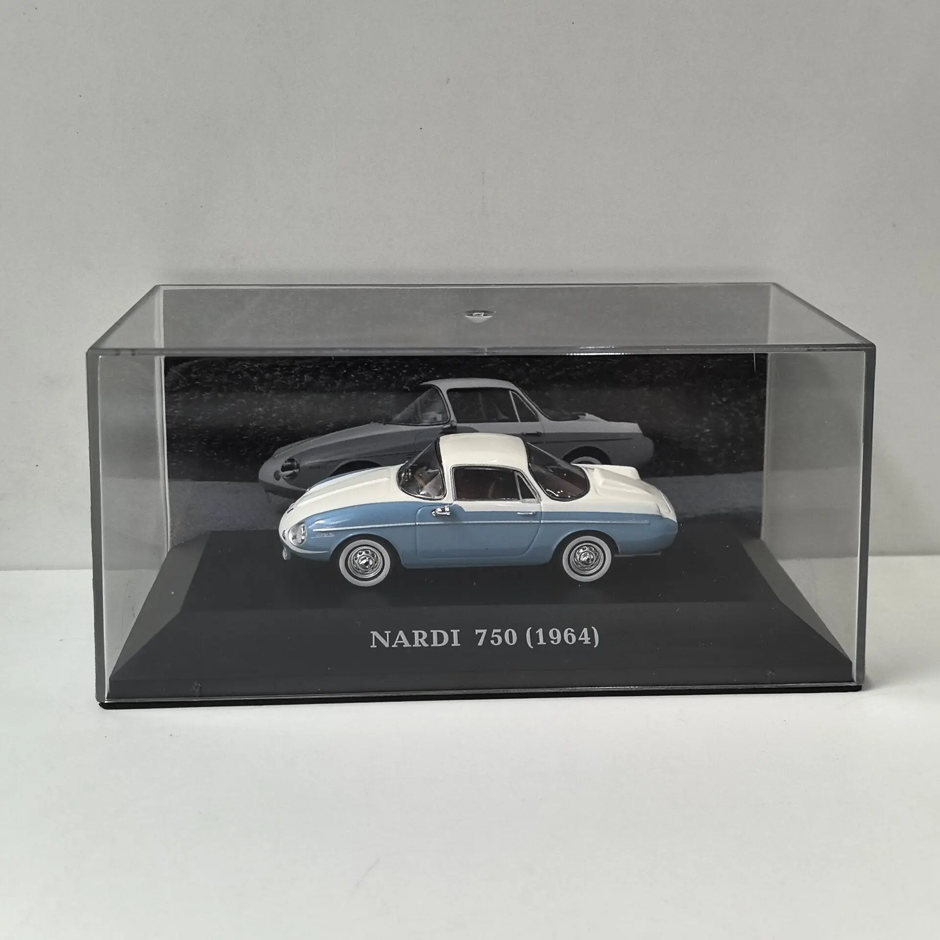 No Color Box Diecast IXO 1/43 Scale NARDI 750 1964 M4 Alloy Car Model
No Color Box Diecast IXO 1/43 Scale NARDI 750 1964 M4 Alloy Car Model