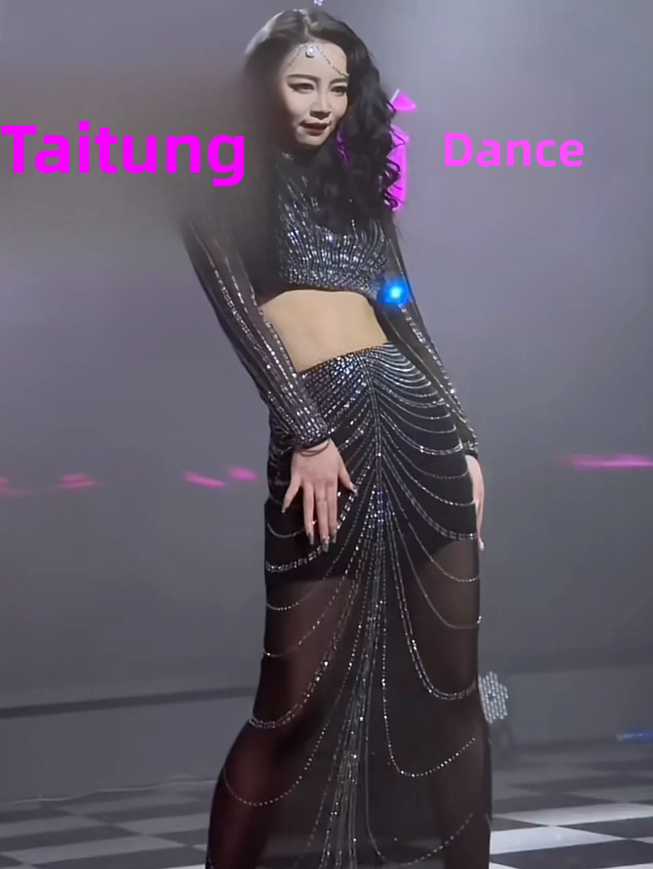 Sparkling Long Sve Top And Skirt Set for Belly Dance Performance Glittering Me Outfit Women's Fitn Costume
Sparkling Long Sve Top And Skirt Set for Belly Dance Performance Glittering Me Outfit Women's Fitn Costume