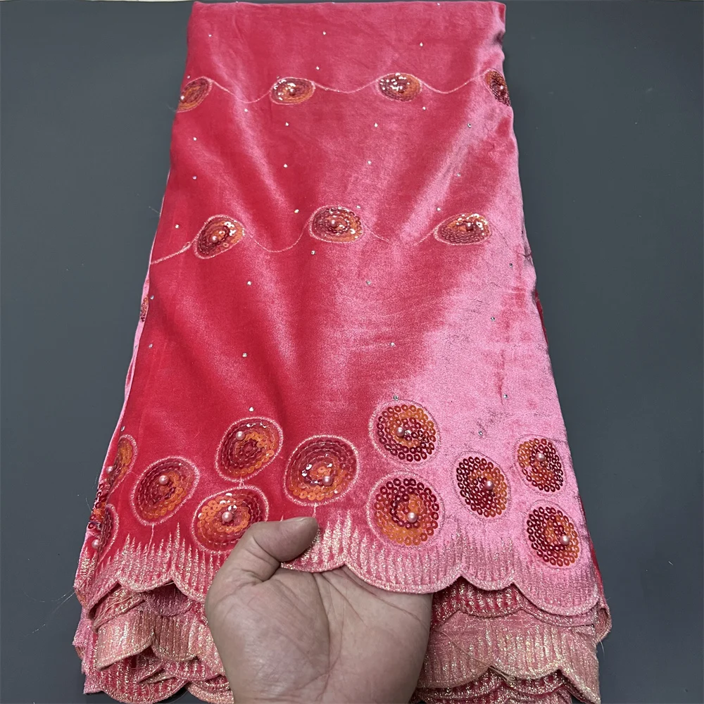 High-Quality African Nigerian velvet lace fabric Sequins Beads Guipure Sewing Wedding Party Dress Bridal Gown Material 5yard
High-Quality African Nigerian velvet lace fabric Sequins Beads Guipure Sewing Wedding Party Dress Bridal Gown Material 5yard