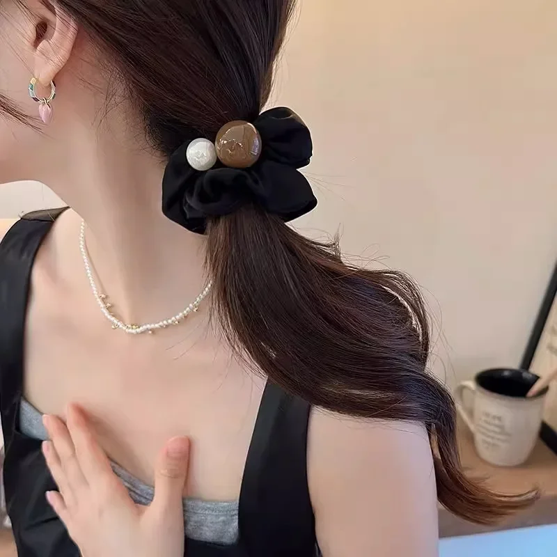 Elegant Pearl Large Intestine Scrunchie For Women Sweet Hair Ornament Simple Elastic Hair Band Hair Tie Fashion Hair Accessories
Elegant Pearl Large Intestine Scrunchie For Women Sweet Hair Ornament Simple Elastic Hair Band Hair Tie Fashion Hair Accessories