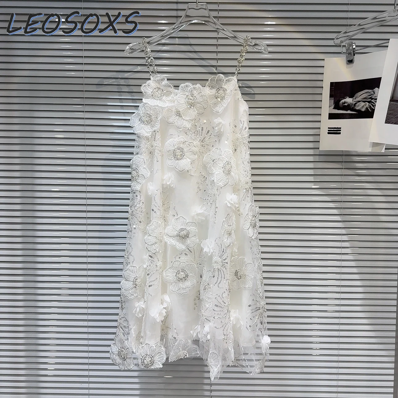 2024 Summer New High-Definition Sequins flowers Floral Dress women Sweet Kawaii Rhinestone Strap Dress Party Birthday Mesh Dress
2024 Summer New High-Definition Sequins flowers Floral Dress women Sweet Kawaii Rhinestone Strap Dress Party Birthday Mesh Dress