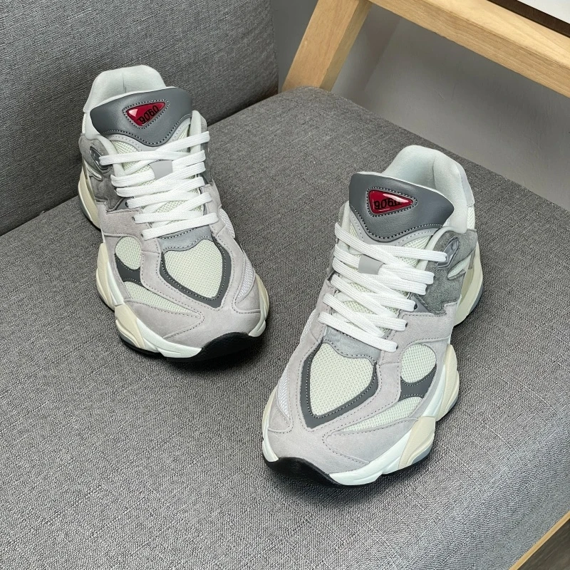 Street retro running shoes feature a vintage-comfortable design and breathable fabric, catering to streetwear retro style and li
Street retro running shoes feature a vintage-comfortable design and breathable fabric, catering to streetwear retro style and li