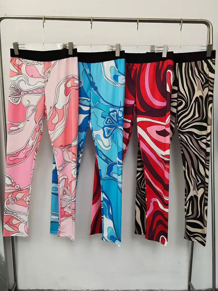 Retro temperament spring and summer women's new casual slim print nine pants fashion Joker elastic slim foot pencil leggings.
Retro temperament spring and summer women's new casual slim print nine pants fashion Joker elastic slim foot pencil leggings.