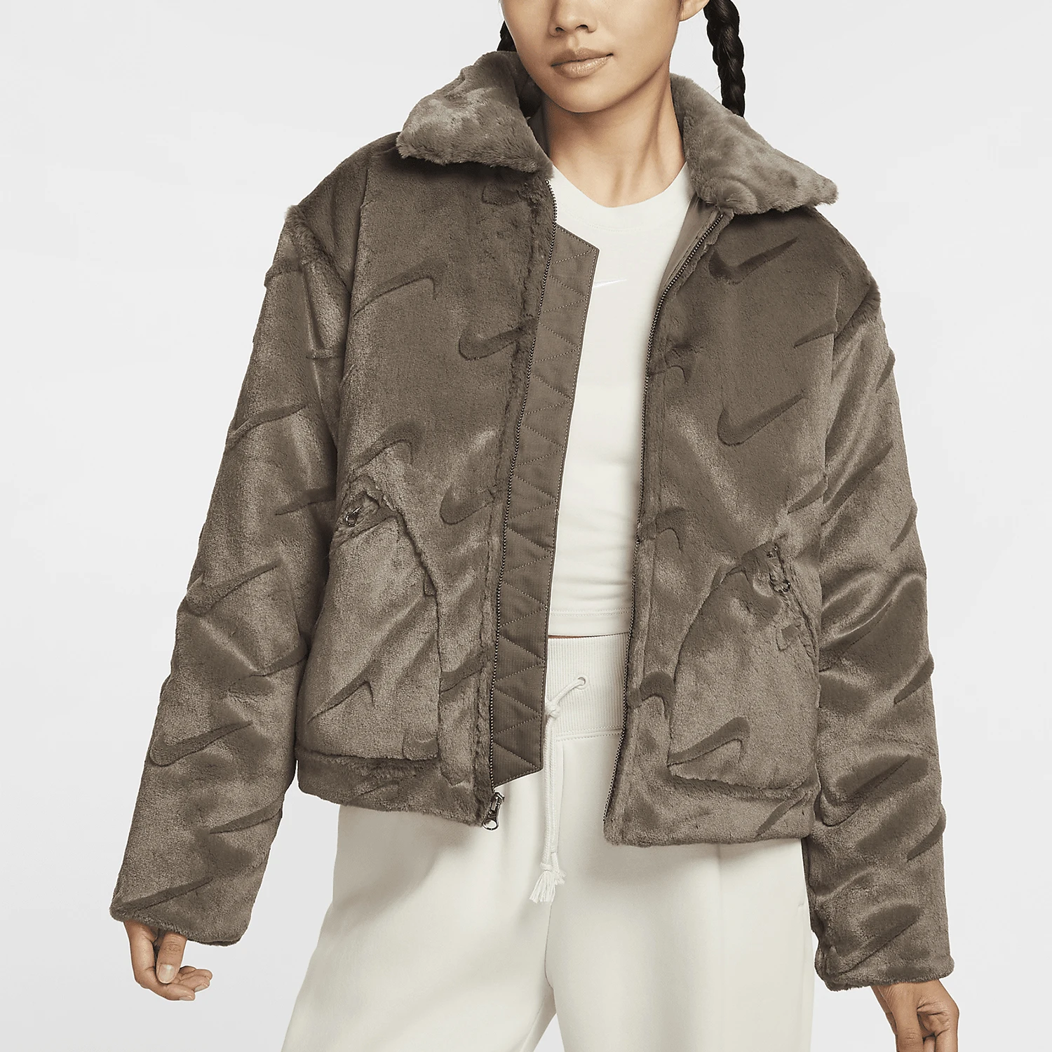 Nike Official Authentic Fall New Women's Loose Faux Fur Collar Jacket FV8020-004
Nike Official Authentic Fall New Women's Loose Faux Fur Collar Jacket FV8020-004