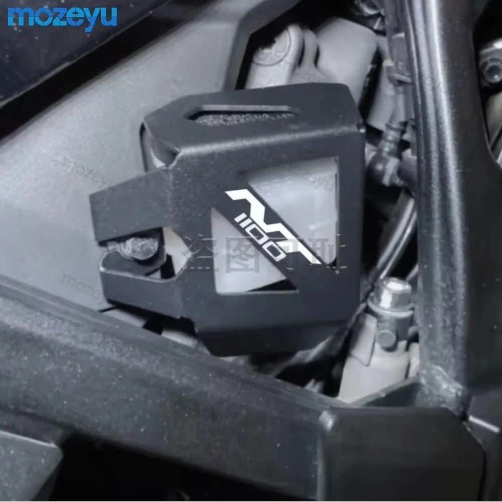 For Honda NT1100 NT 1100 nt1100 nt 1100 2022 2023 2024 2025 2026 Motorcycle Accessories Rear Brake Fluid Reservoir Guard Cover
For Honda NT1100 NT 1100 nt1100 nt 1100 2022 2023 2024 2025 2026 Motorcycle Accessories Rear Brake Fluid Reservoir Guard Cover