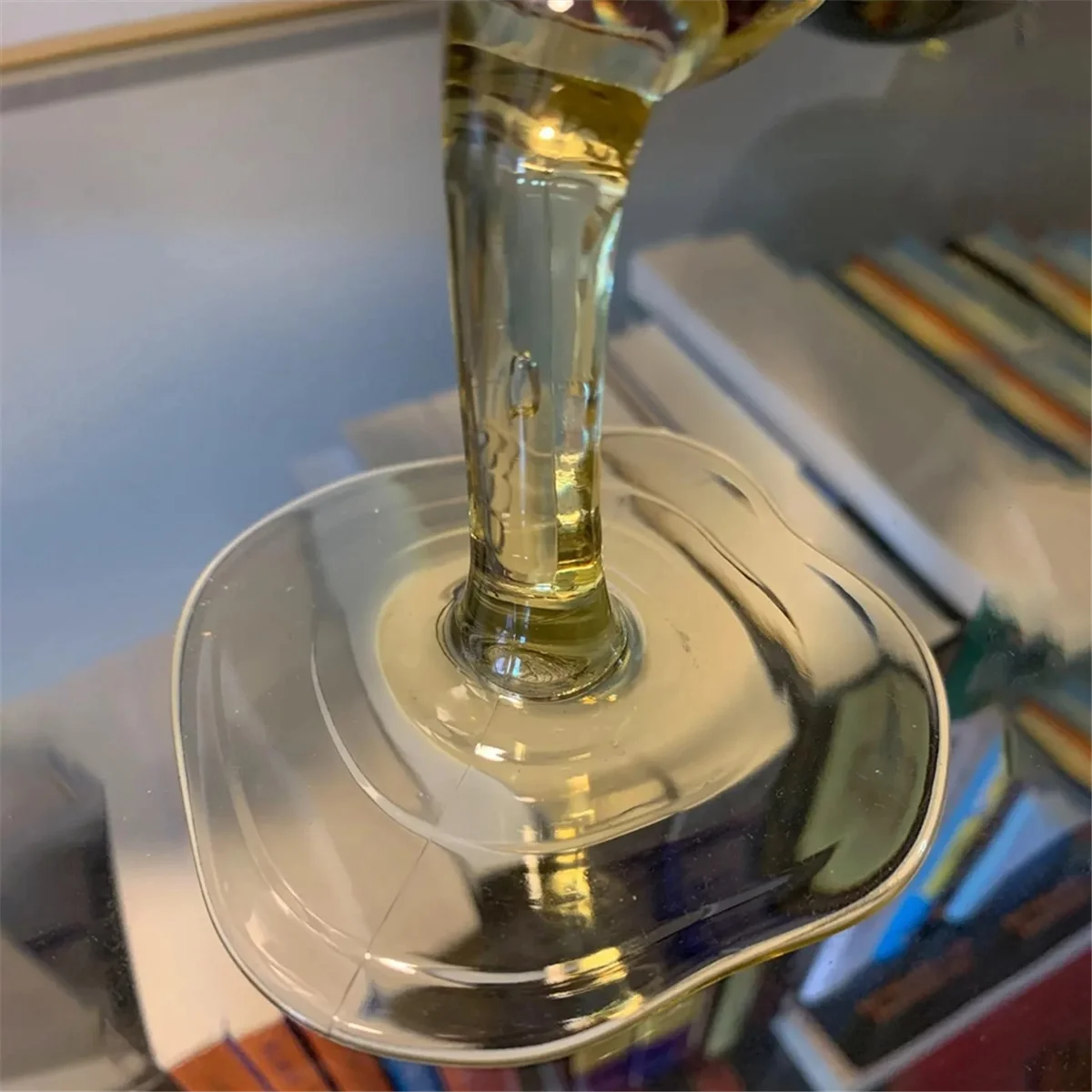 Reliable Creative Mini Wine Bottle Stand Red Gold Individuality Creative Acrylic Spilled Holder Desktop Rack Ornament Black
Reliable Creative Mini Wine Bottle Stand Red Gold Individuality Creative Acrylic Spilled Holder Desktop Rack Ornament Black