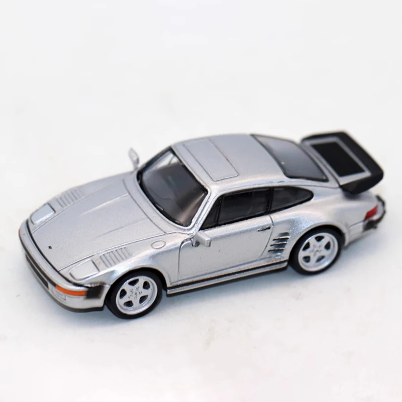 Para64 Diecast 1:64 Scale 1986 RUF BTR 911 Alloy Simulation Car Model Static Collection Decorated Holiday Toys Souvenir Gift
Para64 Diecast 1:64 Scale 1986 RUF BTR 911 Alloy Simulation Car Model Static Collection Decorated Holiday Toys Souvenir Gift