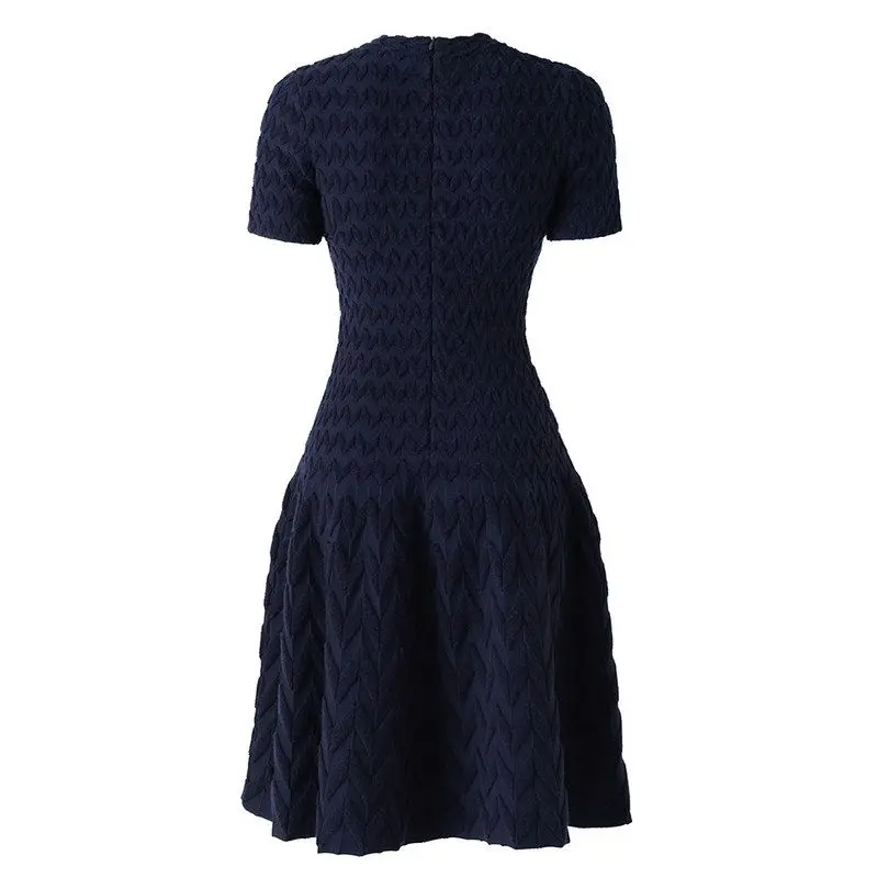 New Floral Embroidery Short Sleeve round Neck Zipper Knitted Dress Slim Fit Waist Cinching Dress French Style Splice Waist in
New Floral Embroidery Short Sleeve round Neck Zipper Knitted Dress Slim Fit Waist Cinching Dress French Style Splice Waist in