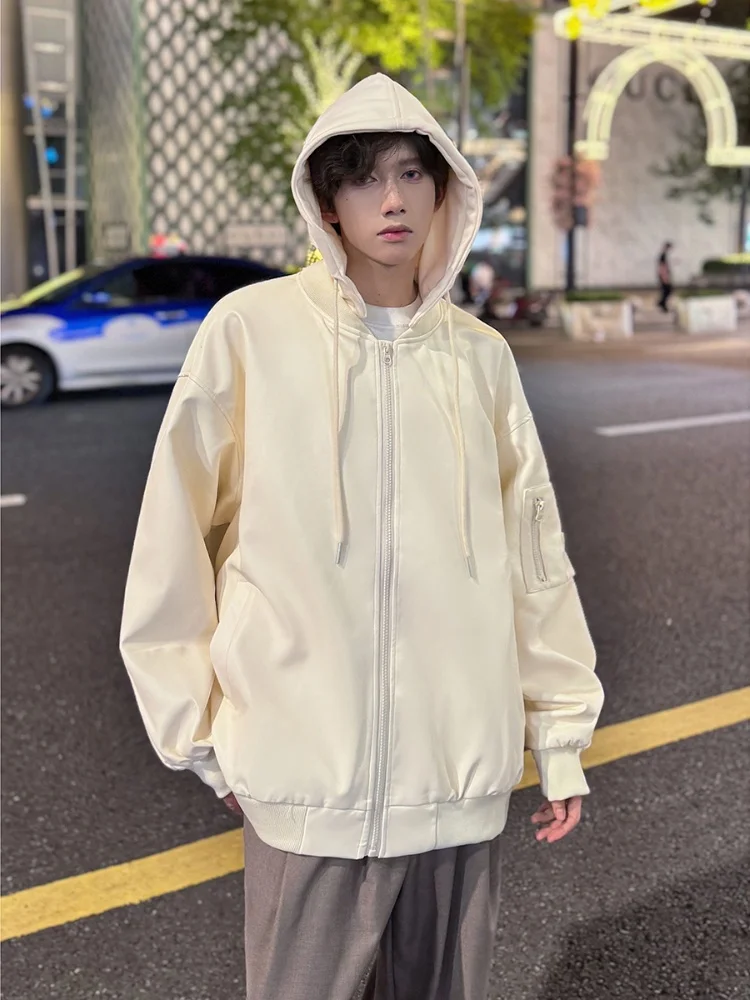 Casual Hooded PU Leather Jaet Men's Faionable Baseball Sle Loose Fit Autumn Outerwear Metal Decorations Teenager Suitable
Casual Hooded PU Leather Jaet Men's Faionable Baseball Sle Loose Fit Autumn Outerwear Metal Decorations Teenager Suitable