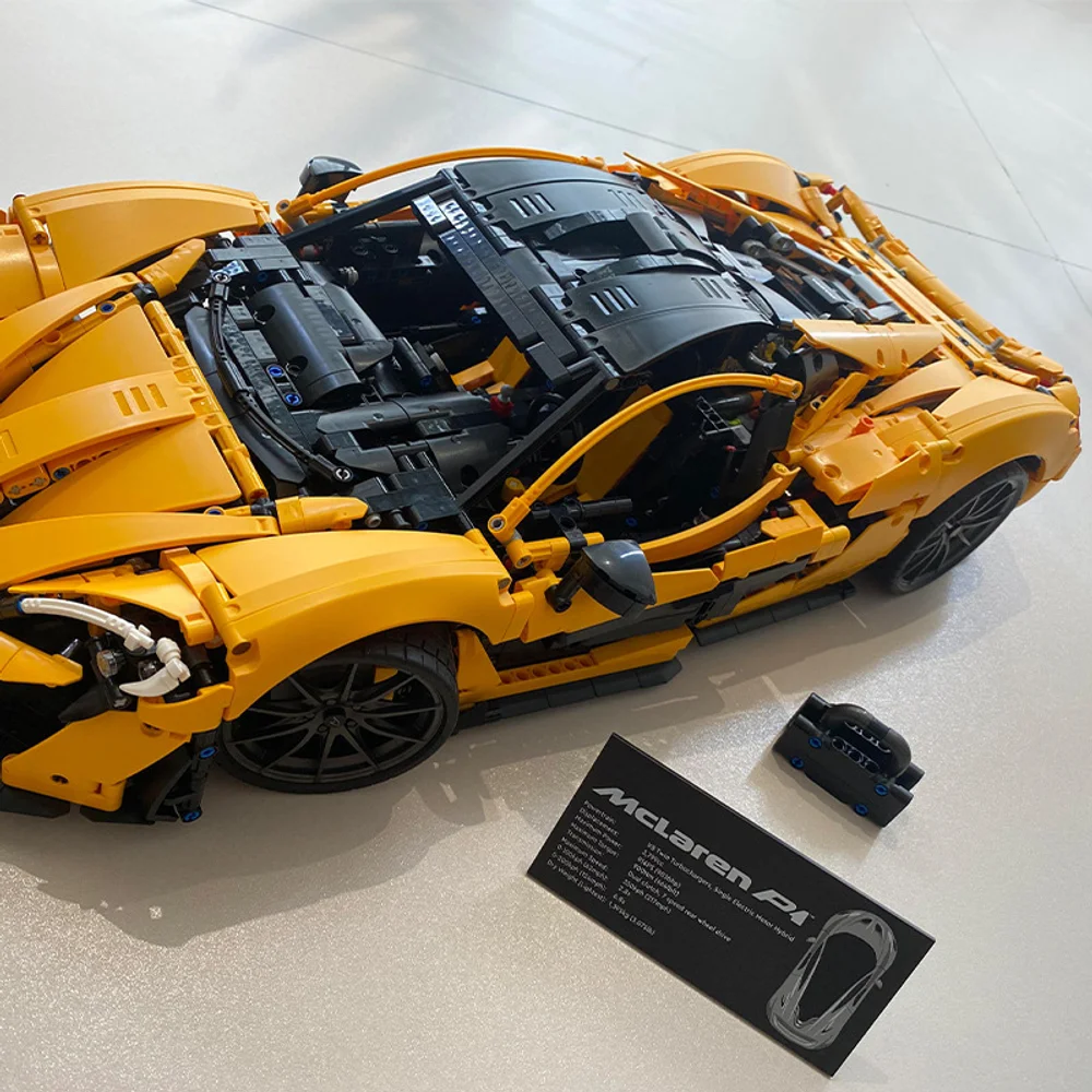 3839pcs 1:8 Super Sports Car Boy Assembly Mechanical Set Remote Control High Difficulty Assembly Building Blocks Toy
3839pcs 1:8 Super Sports Car Boy Assembly Mechanical Set Remote Control High Difficulty Assembly Building Blocks Toy