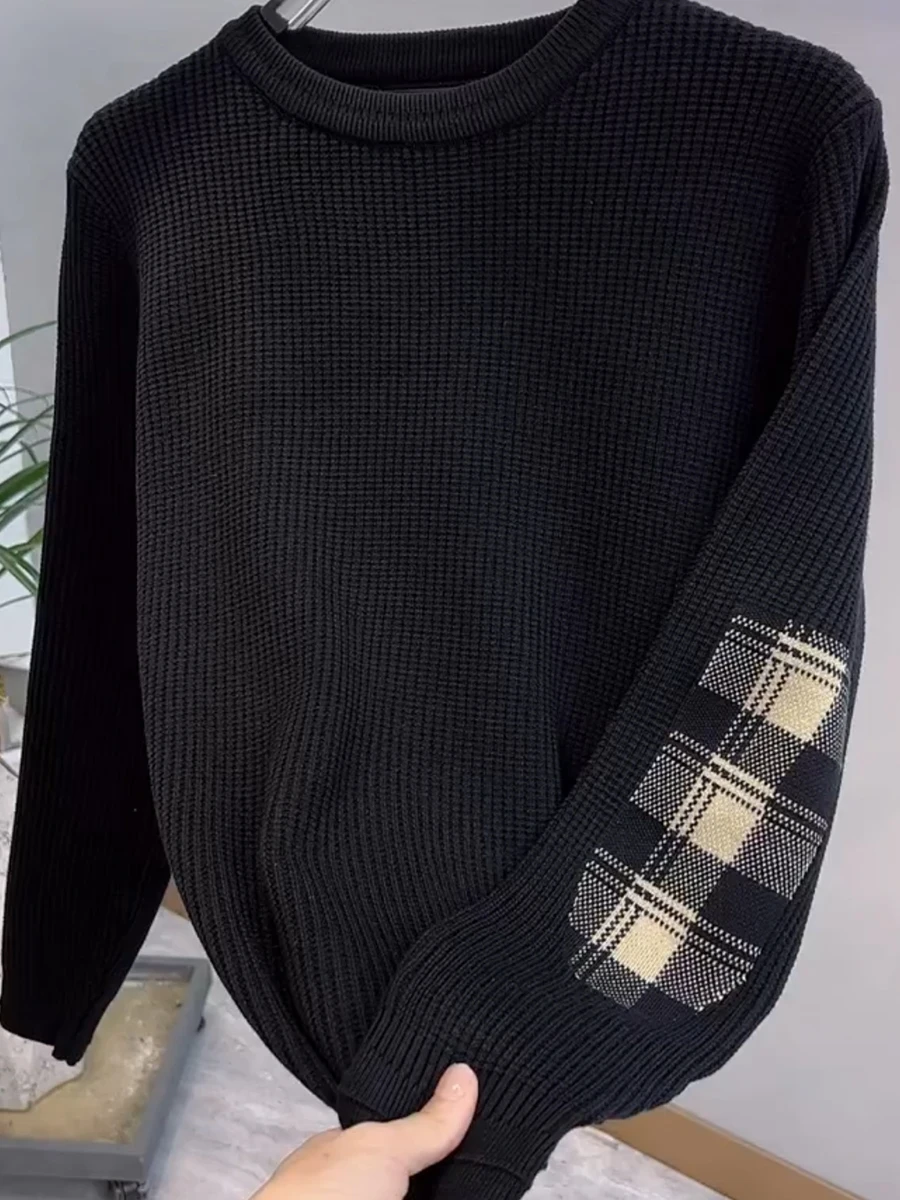 Мужской модный универсальный свободный удобный классический полосатый вязаный свитер с длинными рукавами и круглым вырезом, коллекция осень-зима
Мужской модный универсальный свободный удобный классический полосатый вязаный свитер с длинными рукавами и круглым вырезом, коллекция осень-зима