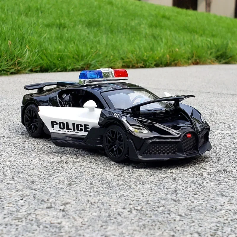 1:32 Bugatti Lavoiturenoire Alloy Sports Car Model Diecast Metal Toy Police Vehicles Car Model Sound and Light Children Toy Gift
1:32 Bugatti Lavoiturenoire Alloy Sports Car Model Diecast Metal Toy Police Vehicles Car Model Sound and Light Children Toy Gift