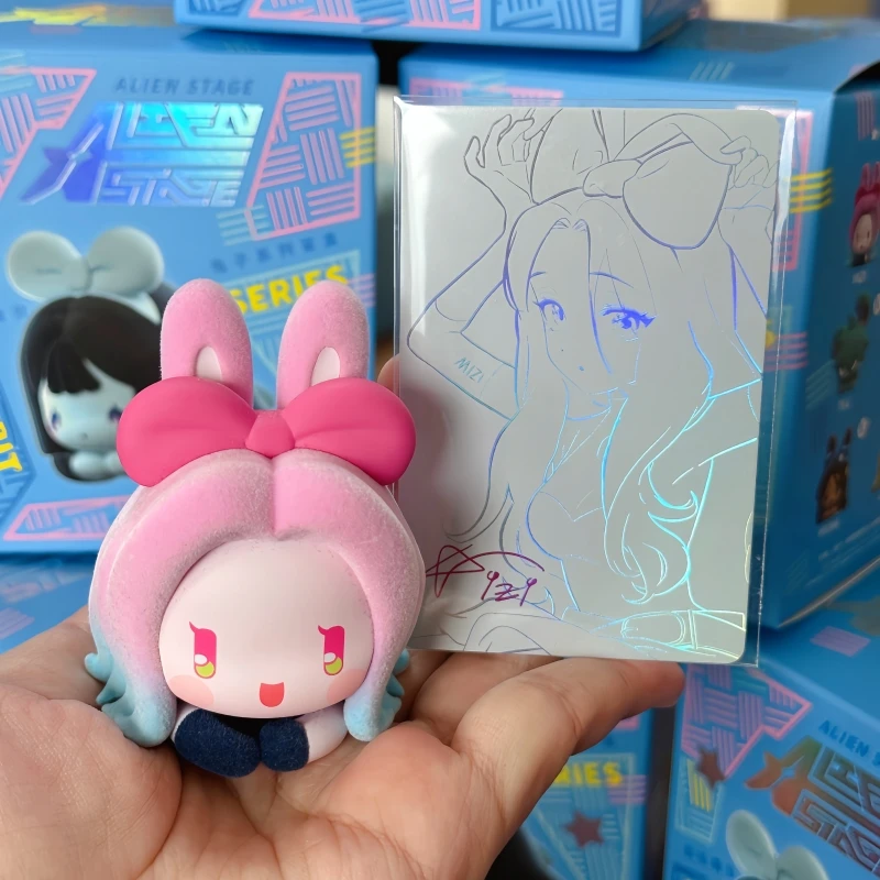 Новинка в наличии Alien Stage Rabbit Series Surprise слепая коробка модное игровое украшение для рабочего стола милые и милые игровые коллекции подарки
Новинка в наличии Alien Stage Rabbit Series Surprise слепая коробка модное игровое украшение для рабочего стола милые и милые игровые коллекции подарки